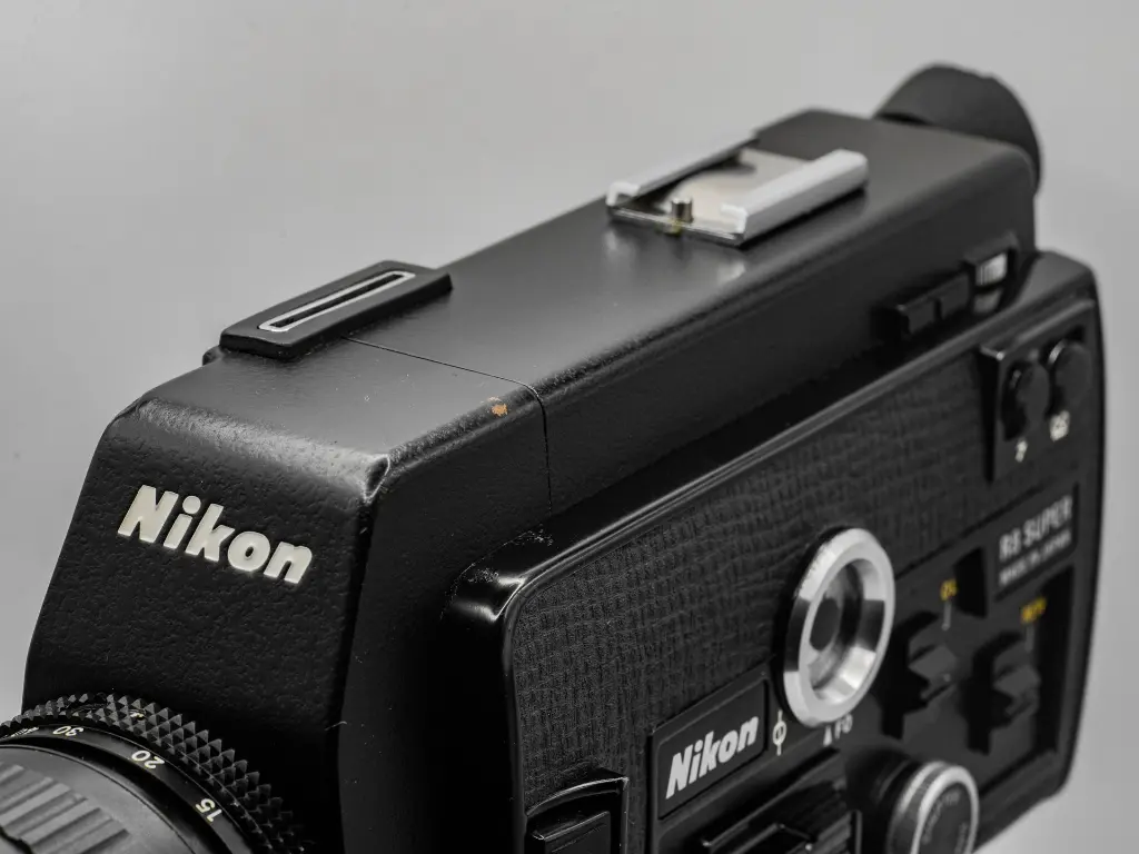 Nikon R8_Super_11.webp