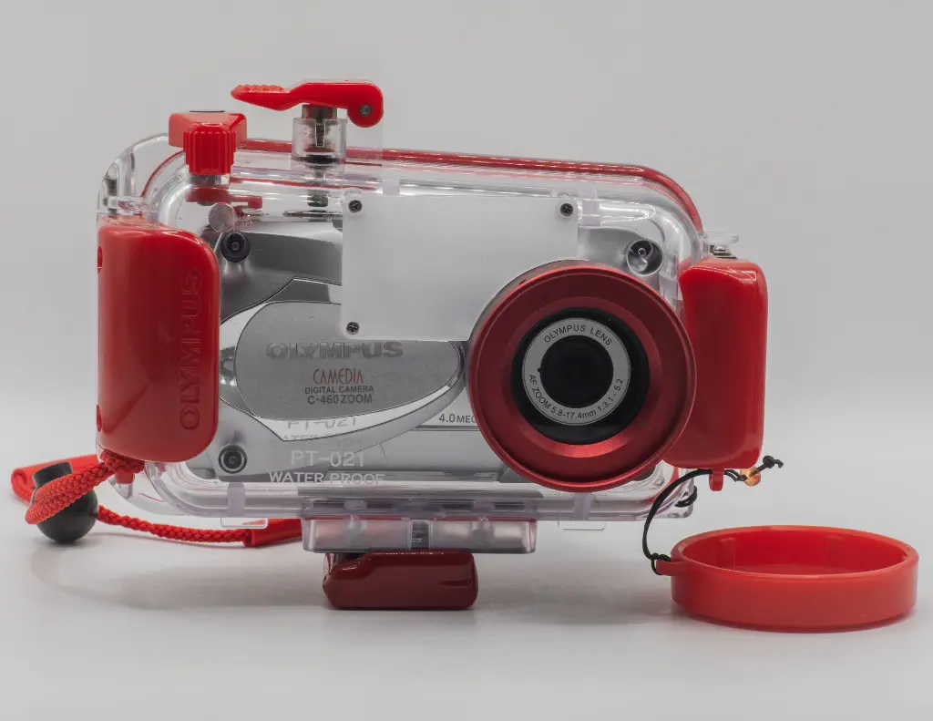 Olylmpus C-460 + PT-02113.webp