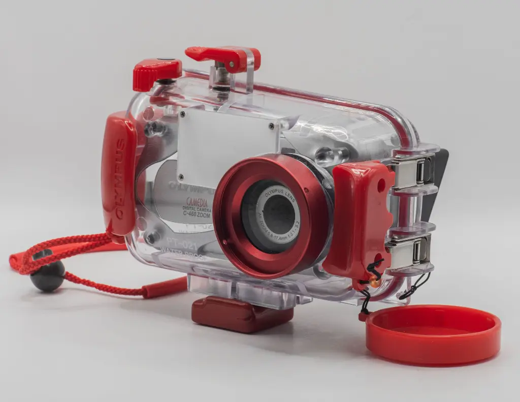 Olylmpus C-460 + PT-02112.webp