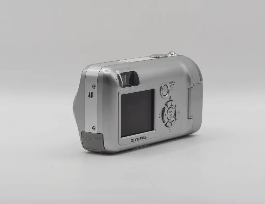 Olylmpus C-460 + PT-0216.webp